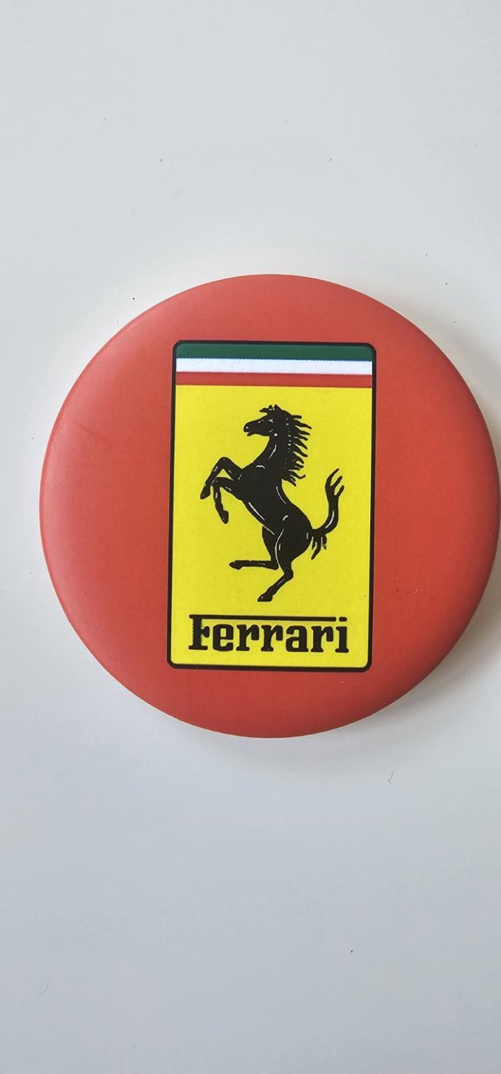 bedž ferari 